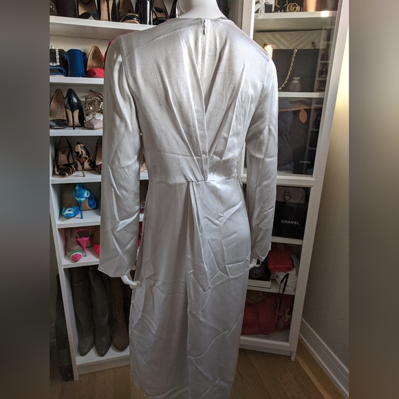 VINCE Celeste Twist-Front Long-Sleeve Silk Midi Dress - Picture 12 of 12